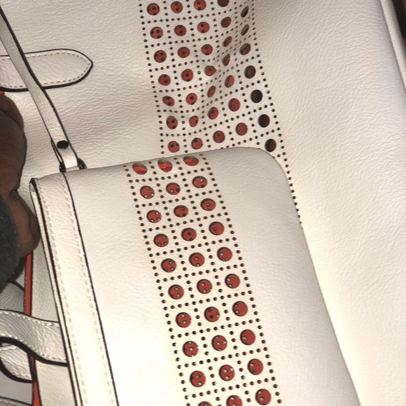 Lauren Ralph Lauren Beautiful Tote & Wallet Set - Picture 5 of 13